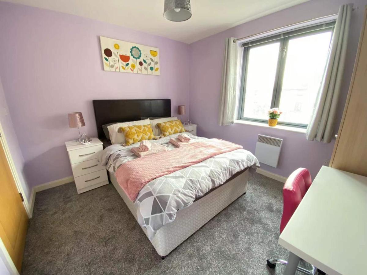 Lovely 2-bedrooms Step To The Swansea